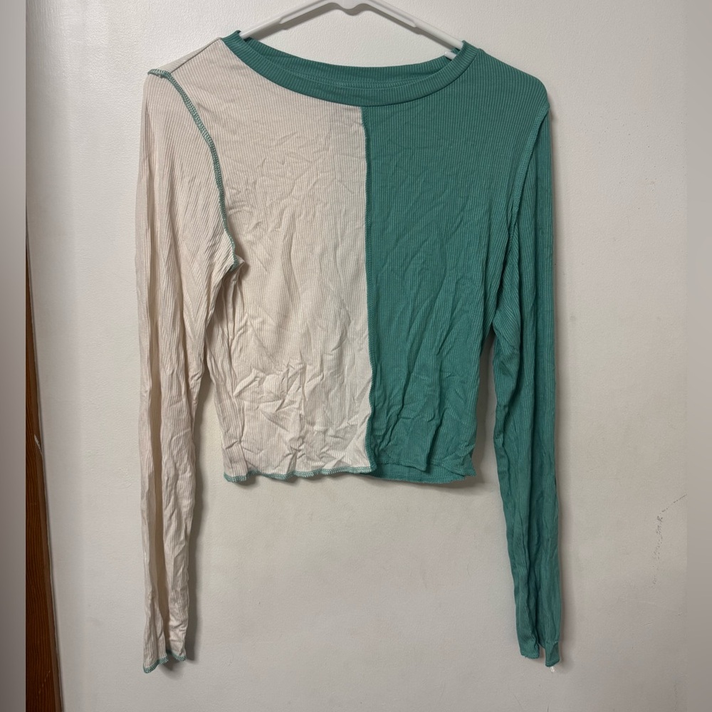 Two tone long sleeve shirt